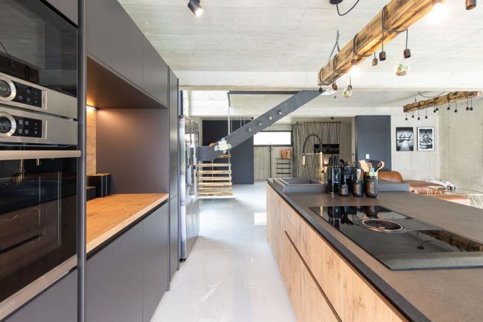 Image No.13-4 Bed Property for sale