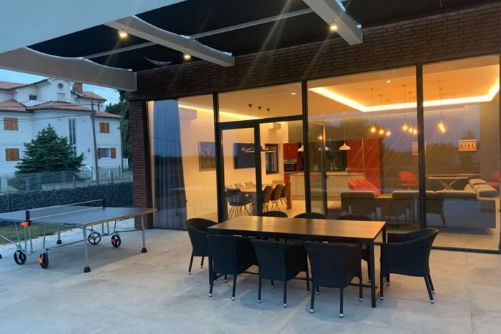 Image No.6-Propriété de 4 chambres à vendre à Ližnjan