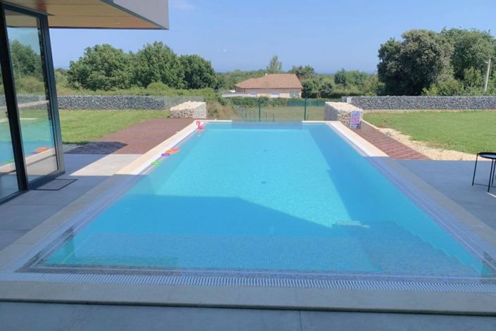 Image No.9-Propriété de 4 chambres à vendre à Ližnjan