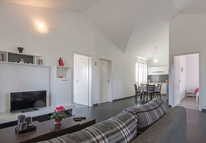 Image No.16-Propriété de 8 chambres à vendre à Vodnjan