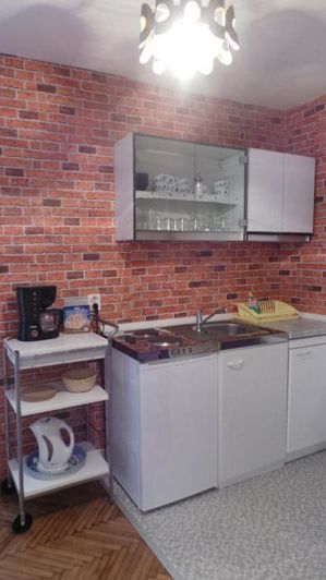 Image No.16-6 Bed Property for sale