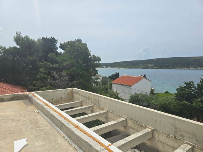 Image No.6-4 Bed Property for sale