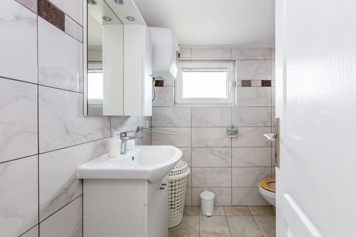 Image No.21-Propriété de 6 chambres à vendre à Croatie