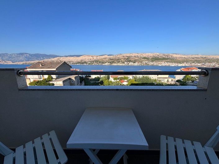 Image No.3-Propriété de 24 chambres à vendre à Pag