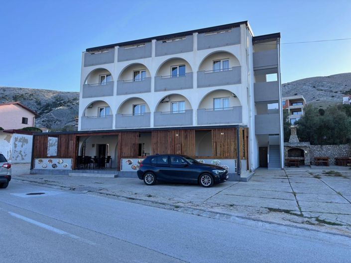 Image No.6-Propriété de 24 chambres à vendre à Pag