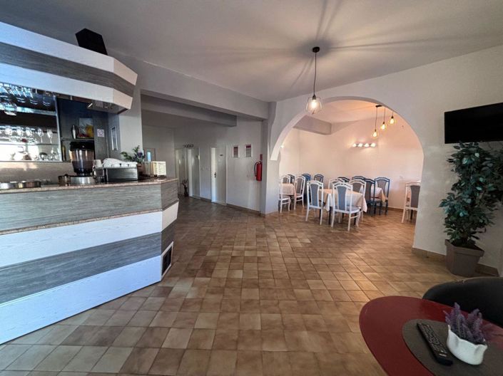 Image No.9-Propriété de 24 chambres à vendre à Pag