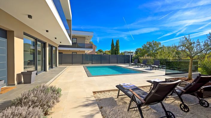 Image No.3-Propriété de 4 chambres à vendre à Svetvincenat