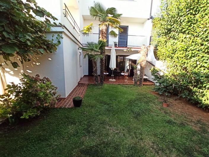 Image No.5-Propriété de 5 chambres à vendre à Rovinj