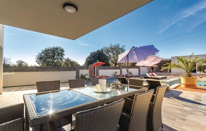 Image No.13-Propriété de 4 chambres à vendre à Šišan