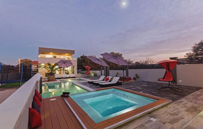 Image No.21-Propriété de 4 chambres à vendre à Šišan