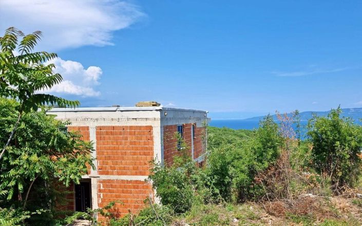 Image No.6-3 Bed Property for sale