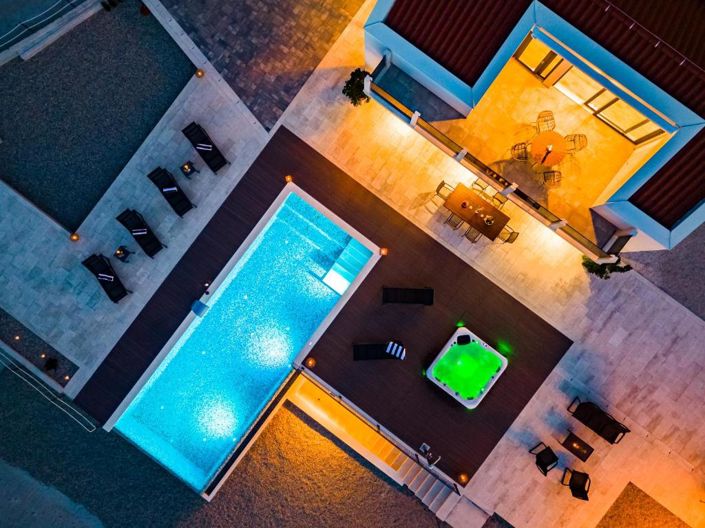 Image No.10-Propriété de 2 chambres à vendre à Brac