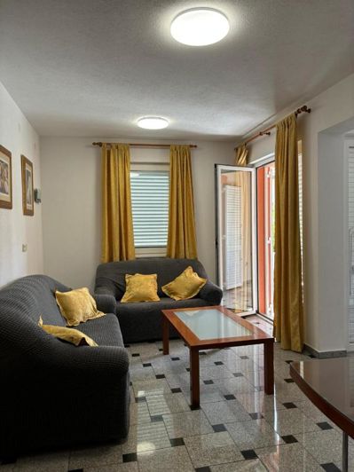 Image No.22-14 Bed Property for sale