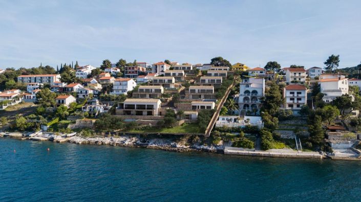 Image No.3-4 Bed Property for sale