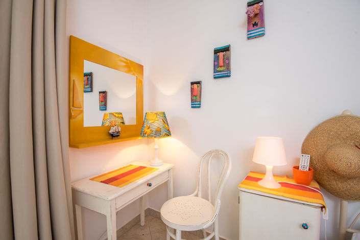 Image No.22-3 Bed Property for sale