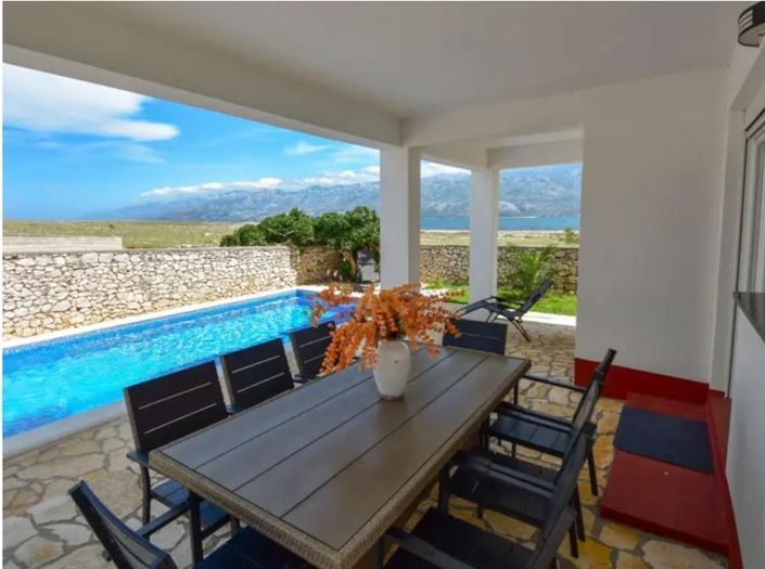 Image No.3-Propriété de 4 chambres à vendre à Nin