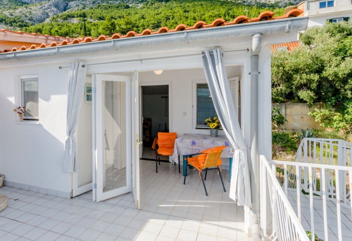 Image No.10-Propriété de 12 chambres à vendre à Marušici