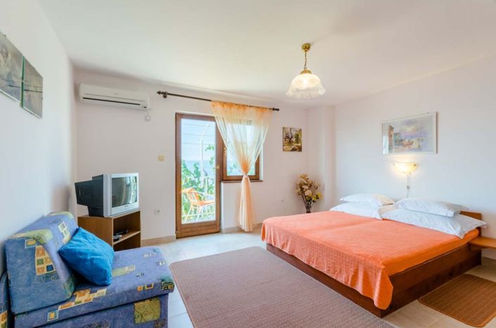 Image No.16-Propriété de 12 chambres à vendre à Marušici