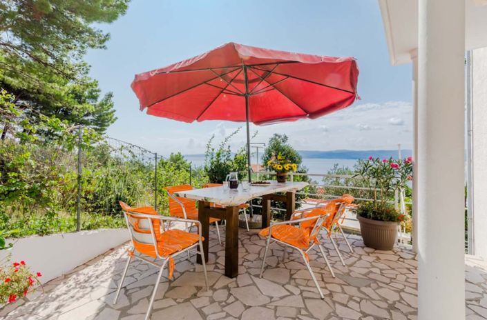 Image No.5-Propriété de 12 chambres à vendre à Marušici