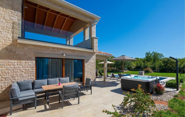 Image No.3-Propriété de 3 chambres à vendre à Labin