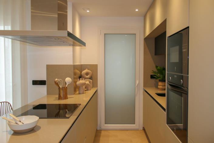 Image No.18-2 Bed Apartment for sale