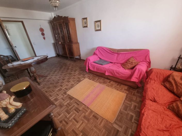 Image No.14-3 Bed Apartment for sale