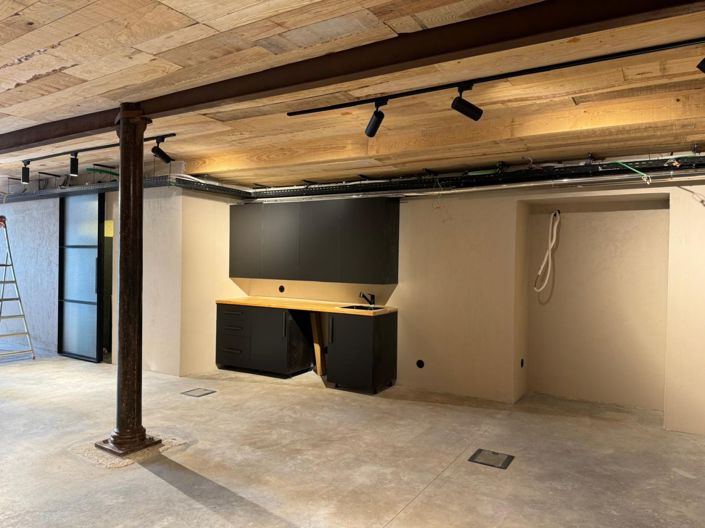 Image No.19-Commercial for sale