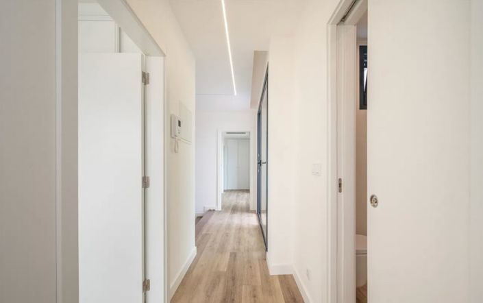 Image No.32-3 Bed House for sale