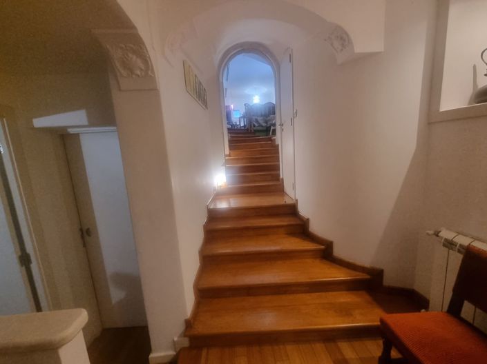 Image No.22-4 Bed Apartment for sale