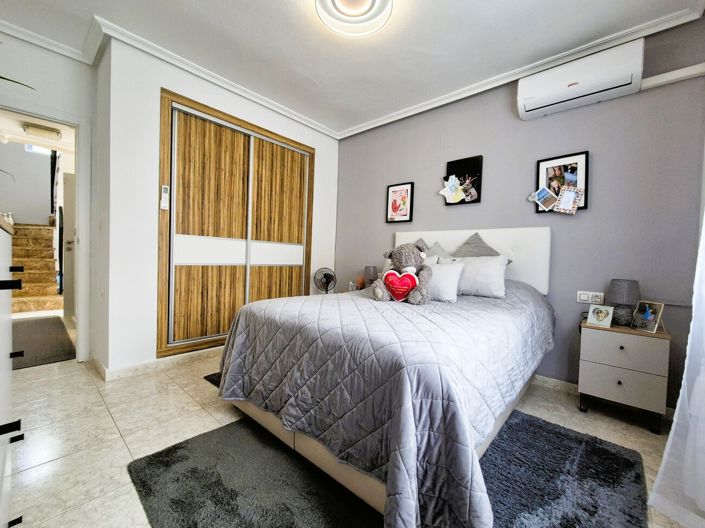 Image No.24-3 Bed Villa for sale