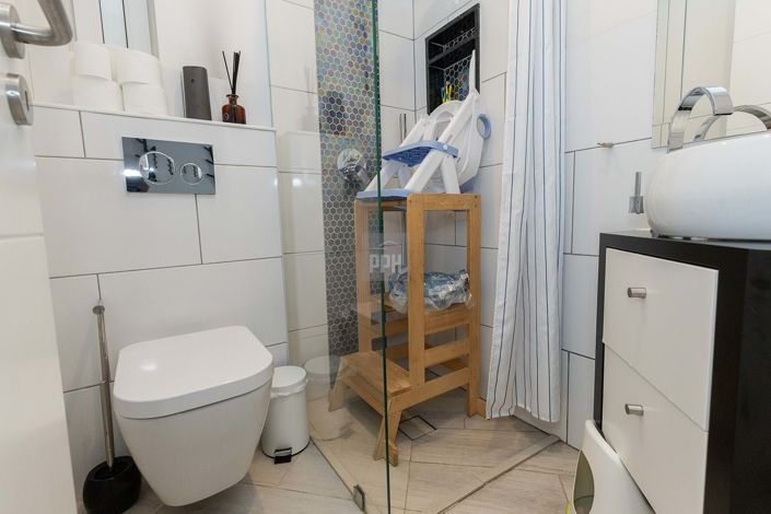 Image No.26-3 Bed Townhouse for sale