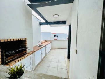 2344-352501-f99b9e343b07b1ea73851c331dc41644a