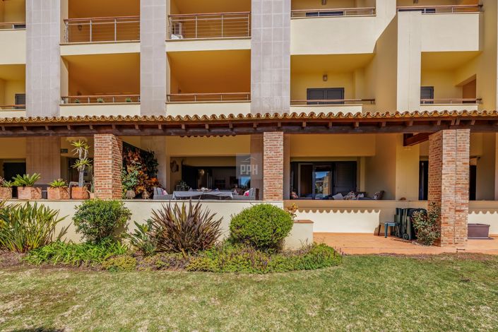 Image No.25-2 Bed Apartment for sale