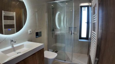 2344-352439-f99b9e343b07b1ea73851c331dc41644a