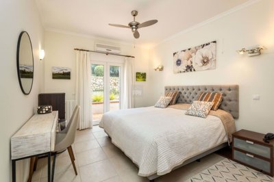 2344-352588-f99b9e343b07b1ea73851c331dc41644a