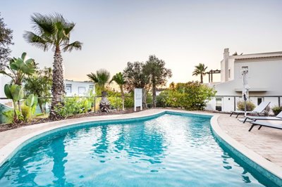 2344-356365-f99b9e343b07b1ea73851c331dc41644a