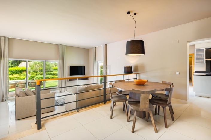 Image No.2-Propriété de 3 chambres à vendre à Carvoeiro