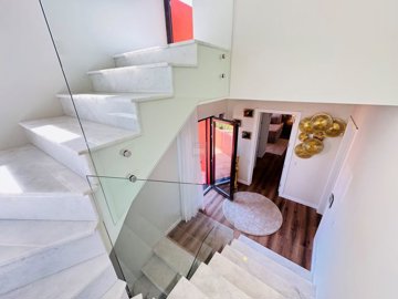 2344-352531-f99b9e343b07b1ea73851c331dc41644a