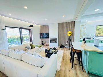 2344-352531-f99b9e343b07b1ea73851c331dc41644a