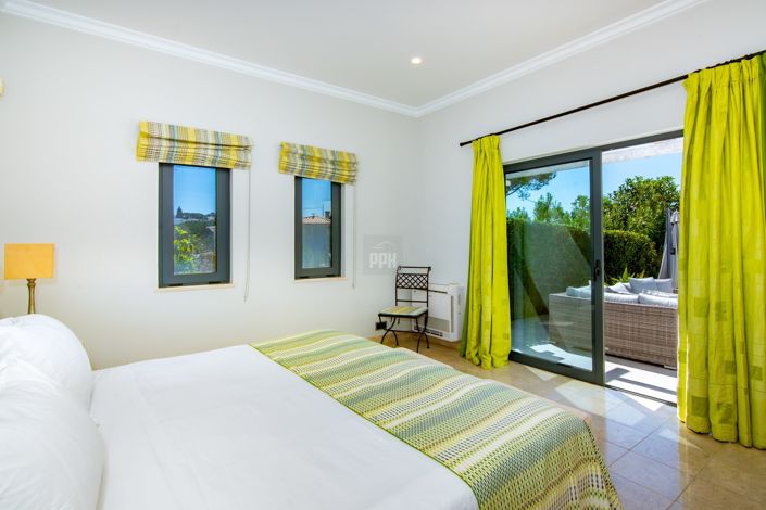 Image No.18-5 Bed Villa for sale