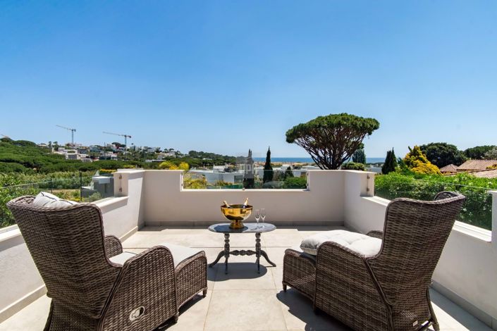 Image No.27-5 Bed Villa for sale