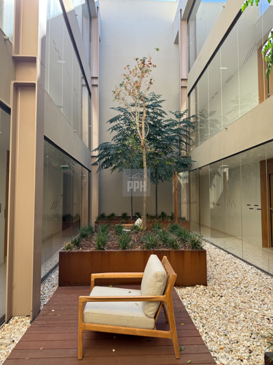 Image No.23-2 Bed Apartment for sale