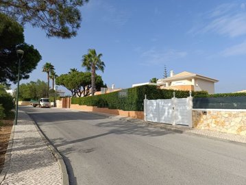 2344-352527-f99b9e343b07b1ea73851c331dc41644a