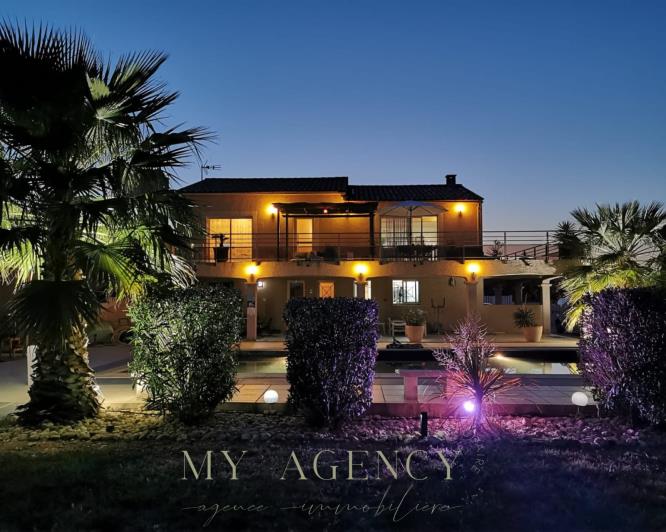 Image No.3-Propriété de 8 chambres à vendre à Adissan