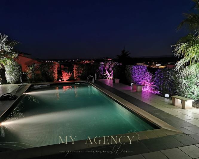 Image No.13-Propriété de 8 chambres à vendre à Adissan