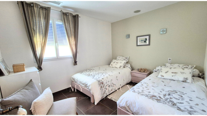 Image No.21-Maison / Villa de 4 chambres à vendre à Caux