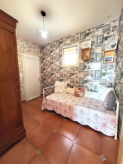 Image No.12-4 Bed Villa for sale