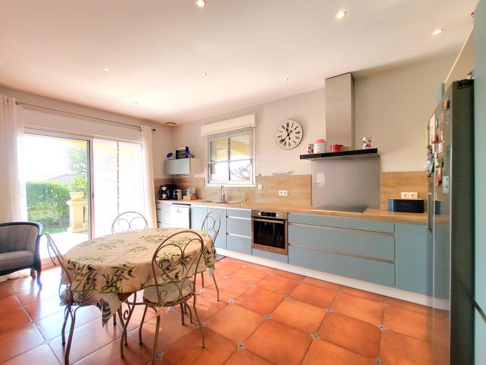 Image No.10-4 Bed Villa for sale