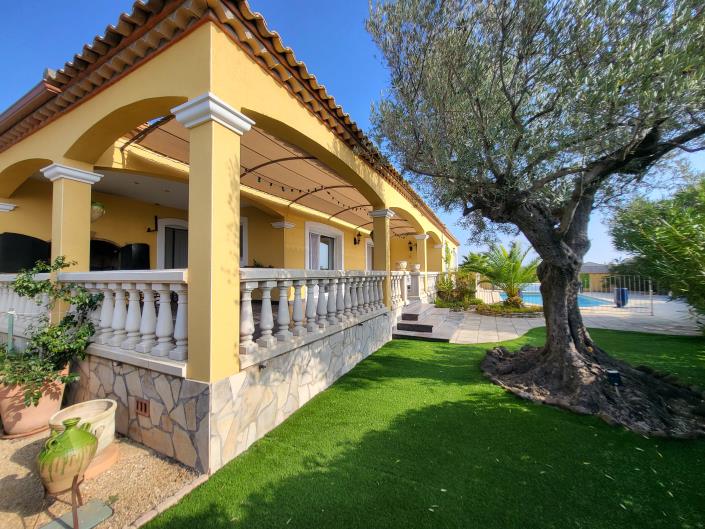 Image No.2-4 Bed Villa for sale