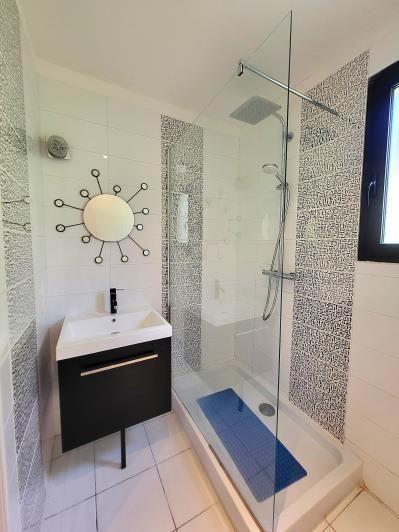 Image No.18-3 Bed Villa for sale